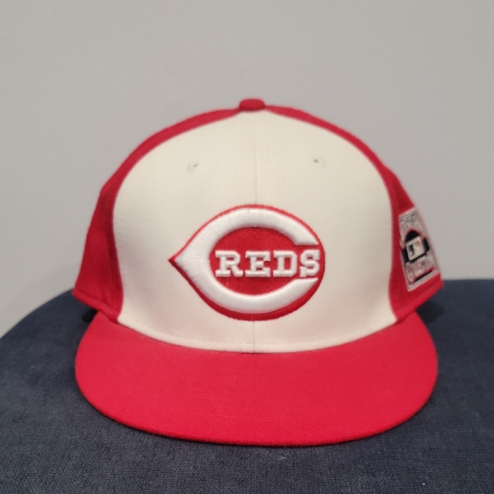 Reds Red and White Baseball Cap